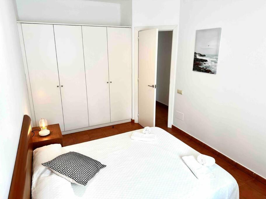 Apartamento St Agusti - Centro Mataro Luaran gambar