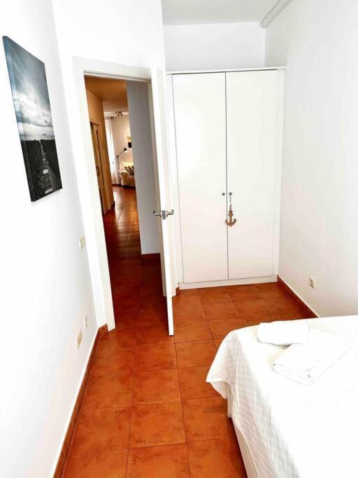 Apartamento St Agusti - Centro Mataro Luaran gambar